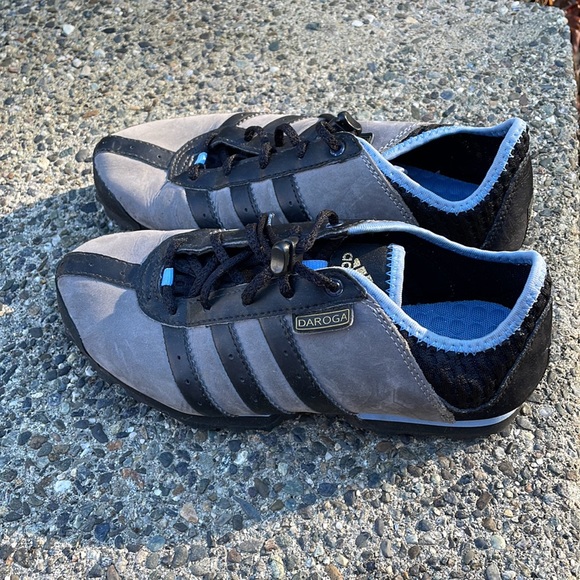 Adidas Dargona tennis shoes - Picture 2 of 4